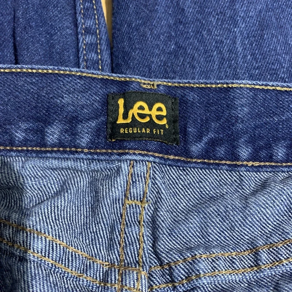 Lee Men's Size 42x30 Blue Regular Fit Straight Dark Wash Denim‎ Jeans